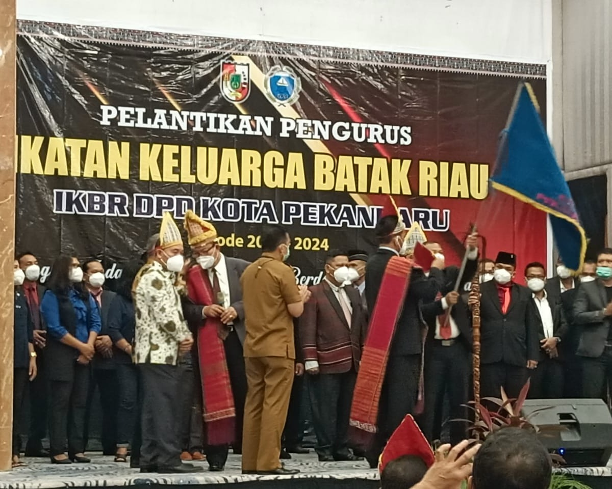 Ferry Shandra Pardede Resmi Dilantik Sebagai Ketua DPD IKBR Kota Pekanbaru Periode 2020 - 2024