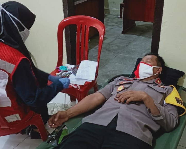 Puluhan Anggota Polres Tubaba Lakukan Donor Darah