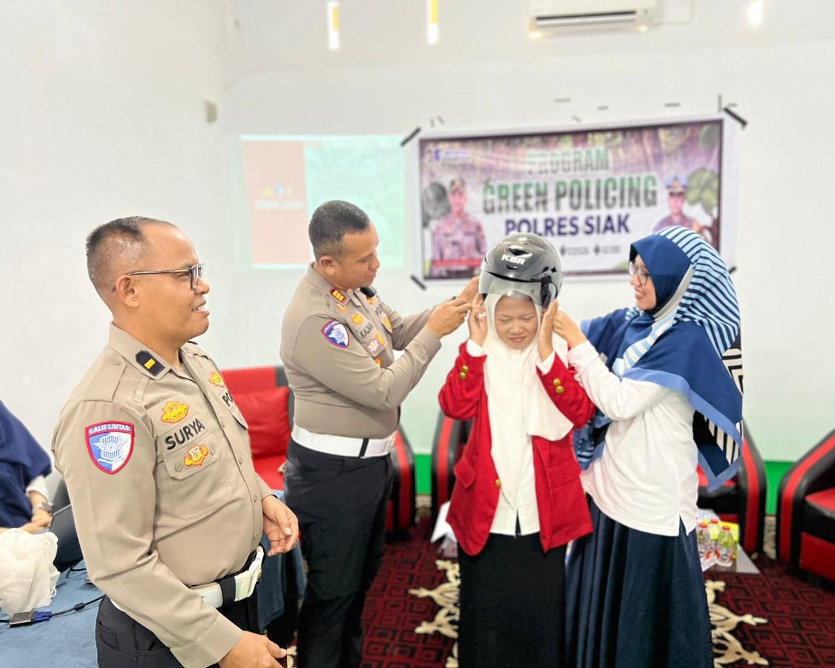 Polres Siak Gelar Program Green Policing di Kampus UNRIDA, Wujud Nyata Polisi Peduli Lingkungan