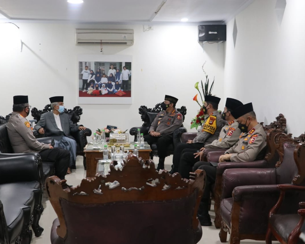 Sowan Ke Ketua MUI Sulsel, Kapolri Sebut Dukungan Ulama Sangat Penting Untuk Menjaga Kamtibmas