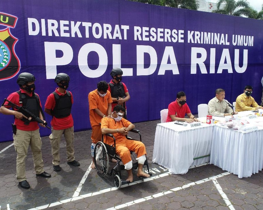Polda Riau Ungkap Pelaku Pembunuhan Berencana Di Sertai Dengan Curas Terhadap Korban Pemilik Mobil Rental