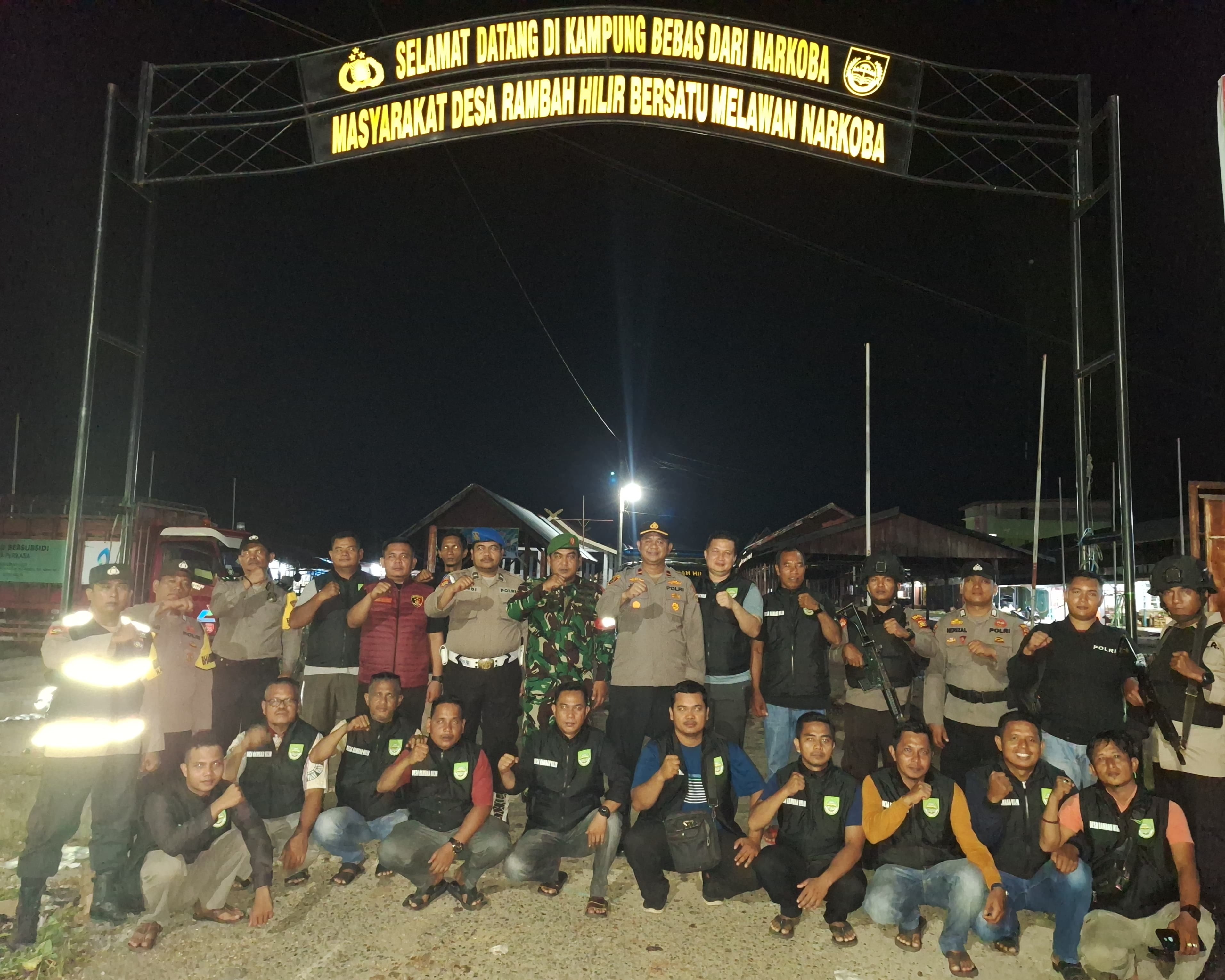 Layak Diapresiasi Kapolsek Gelar Patroli Tim Raga Polsek Rambah Hilir Bersama Koramil 02 Rambah Dan Satgas Kampung Bebas Dari Narkoba
