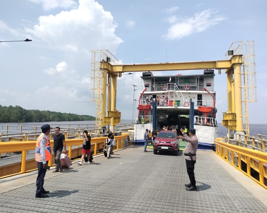 Hari Ke-7 Operasi Lilin 2025 Polres Siak Perketat Pengamanan Pelabuhan Tanjung Buton