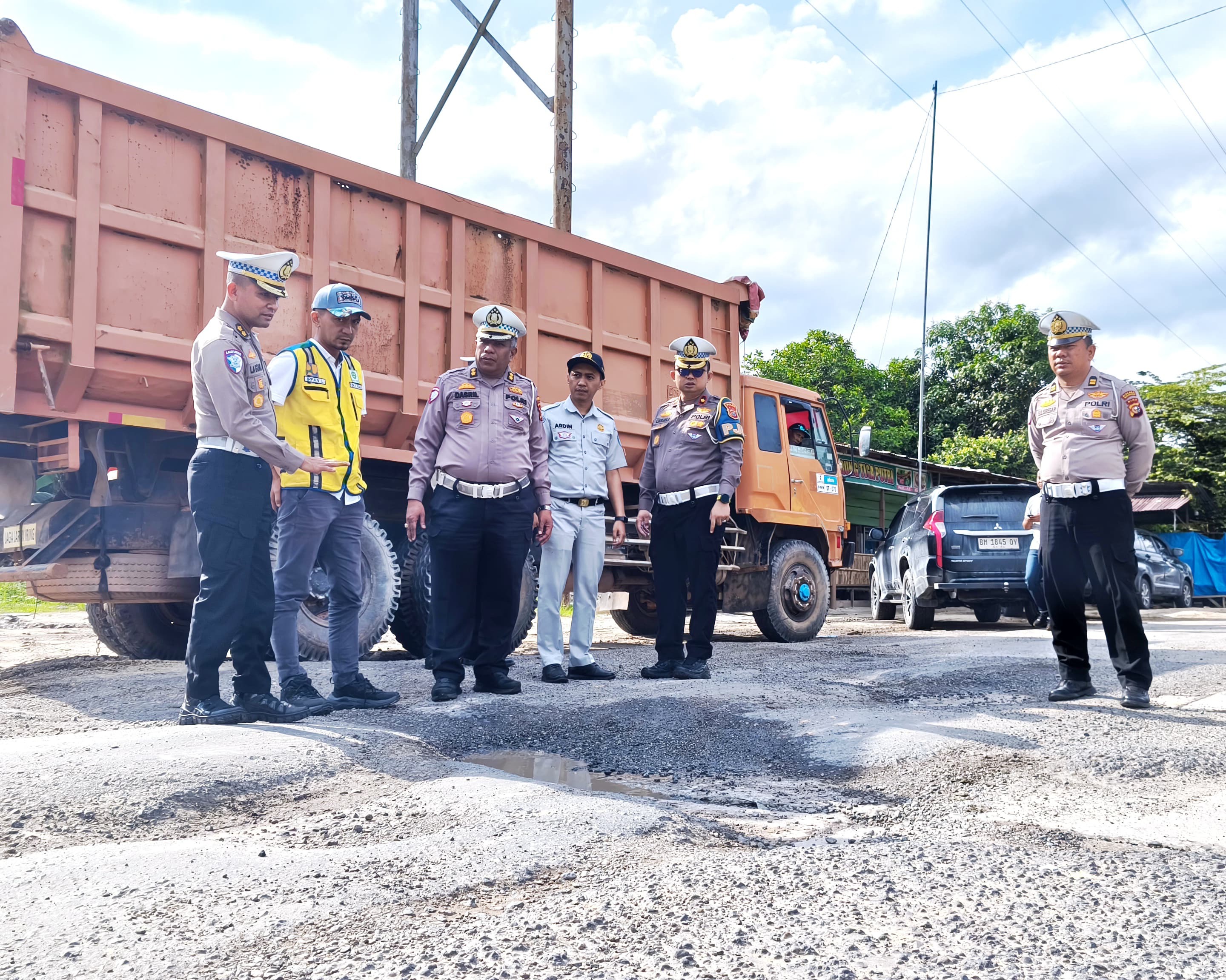 Hadirkan Mudik Aman dan Nyaman, Tim Ditlantas Polda Riau Cek Terminal AKAP Serta Sisir Jalan Lintas Timur Menuju Provinsi Sumut