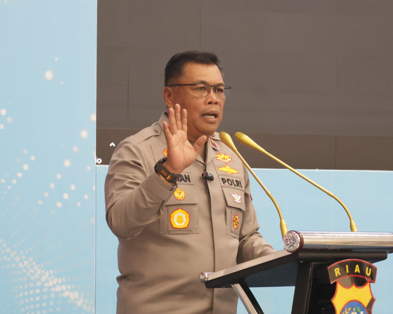 Kapolda Riau Tegaskan Polisi Tak Boleh Tunggu Viral, Pelayanan Publik dan Integritas Jadi Prioritas