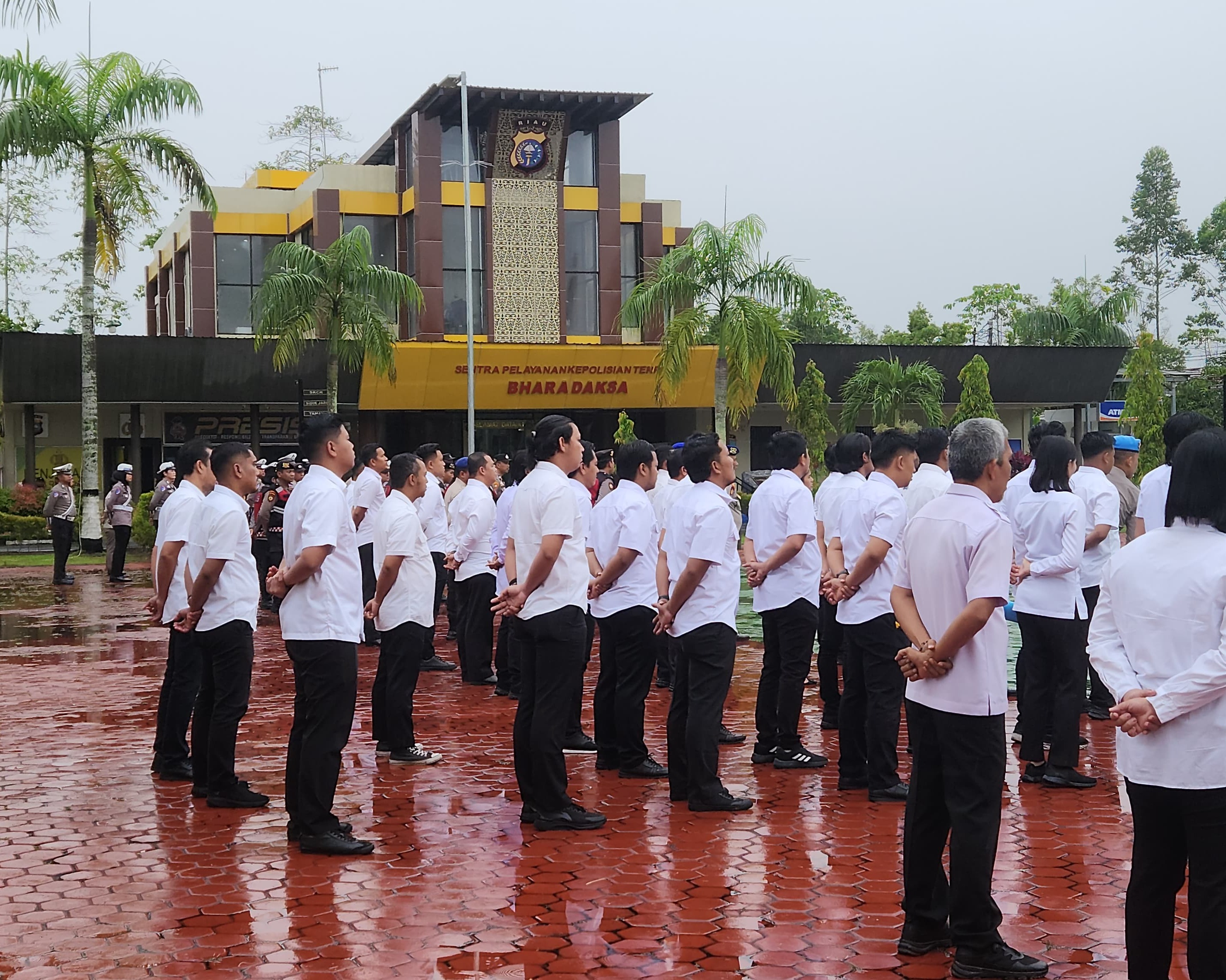 Kapolres Siak Pimpin Apel Perdana, Tekankan Nilai 'BERSIH' Untuk Layanan Prima