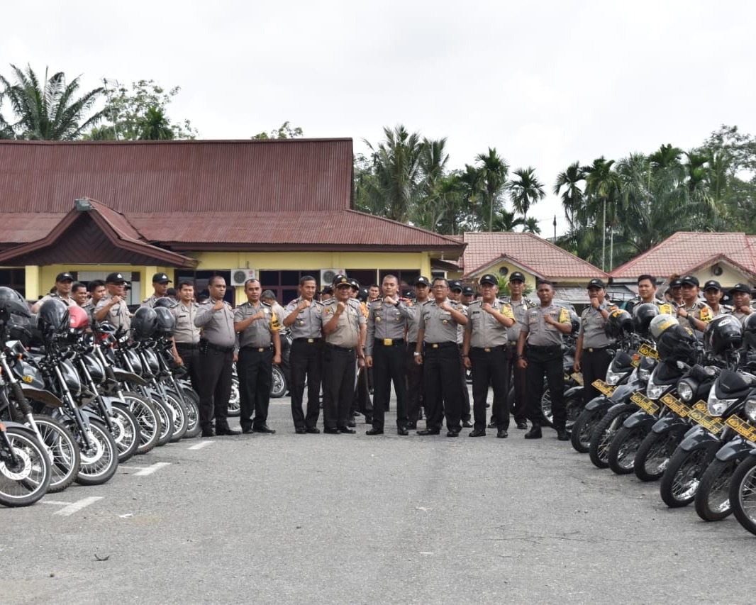 Kapolres Kampar Beri Arahan dan Pembinaan Kepada Para Kanit dan Anggota Bhabinkamtibmas