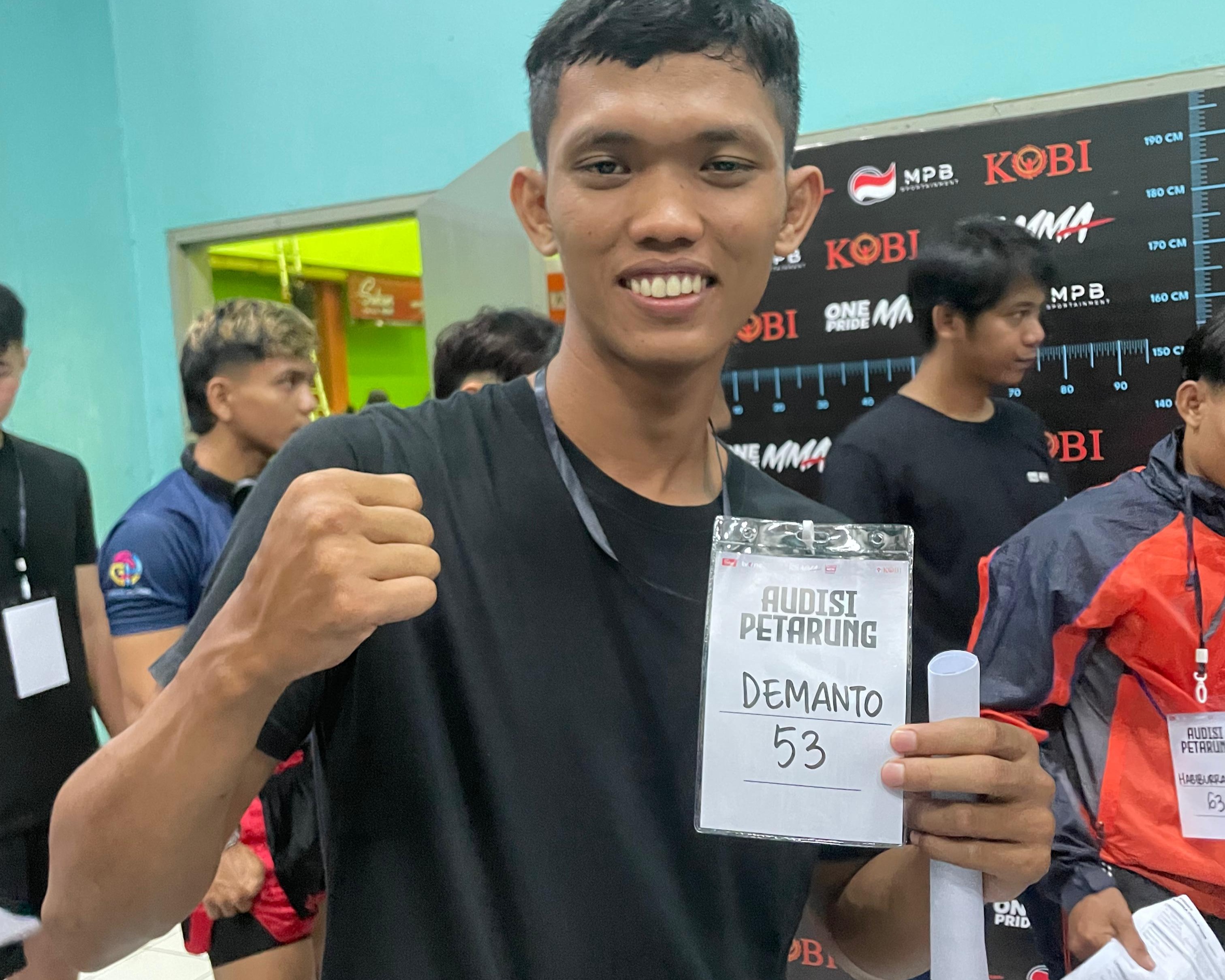 Lolos Seleksi, Demanto Ompusunggu Siap Bertarung Di One Pride 2025