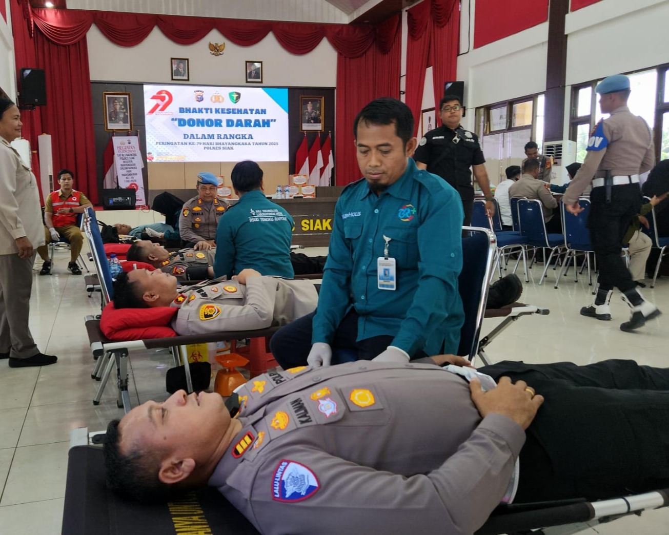 Polres Siak Gelar Bhakti Kesehatan Menjelang HUT Bhayangkara Ke-79, Donor Darah, Pengobatan Gratis Dan Baksos Untuk Masyarakat