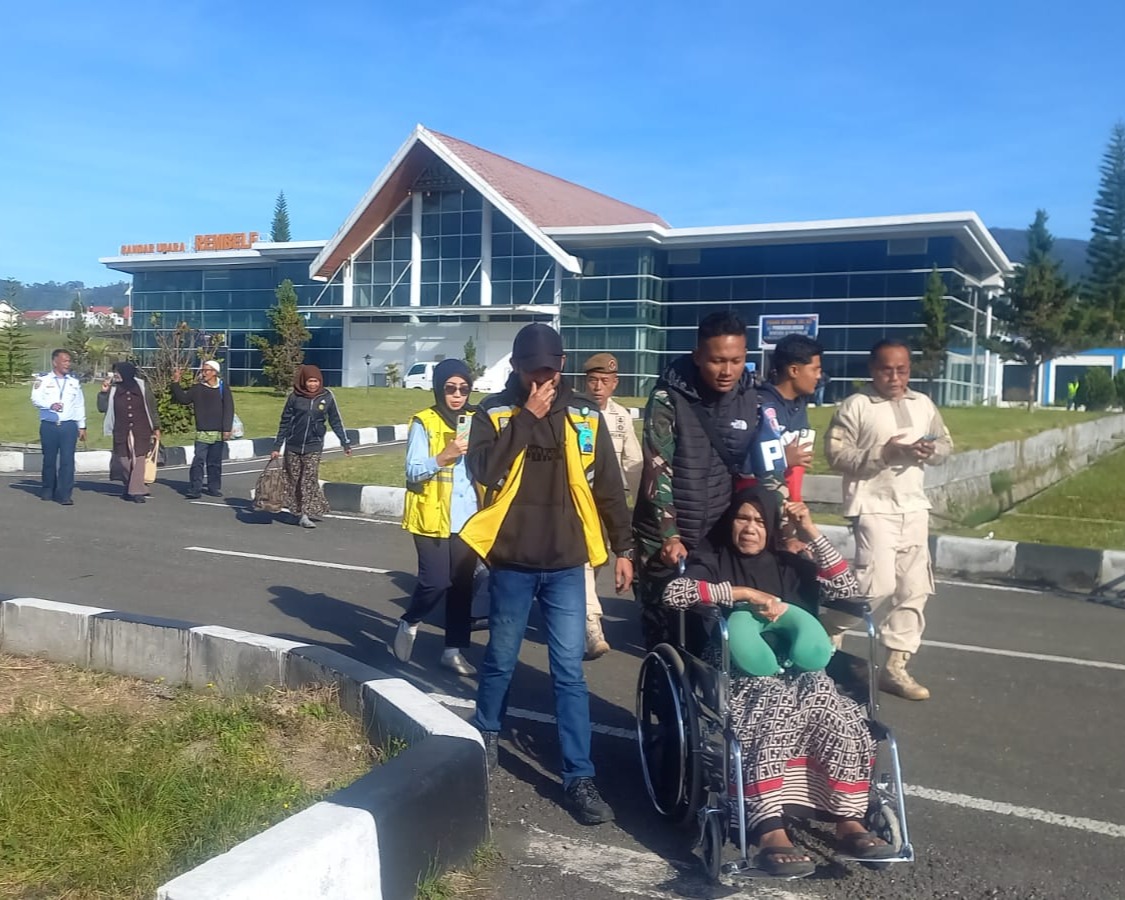 Untuk Bumi Rencong Pesawat TNI AU Intensifkan Dukungan Bansos dan Orang Sakit