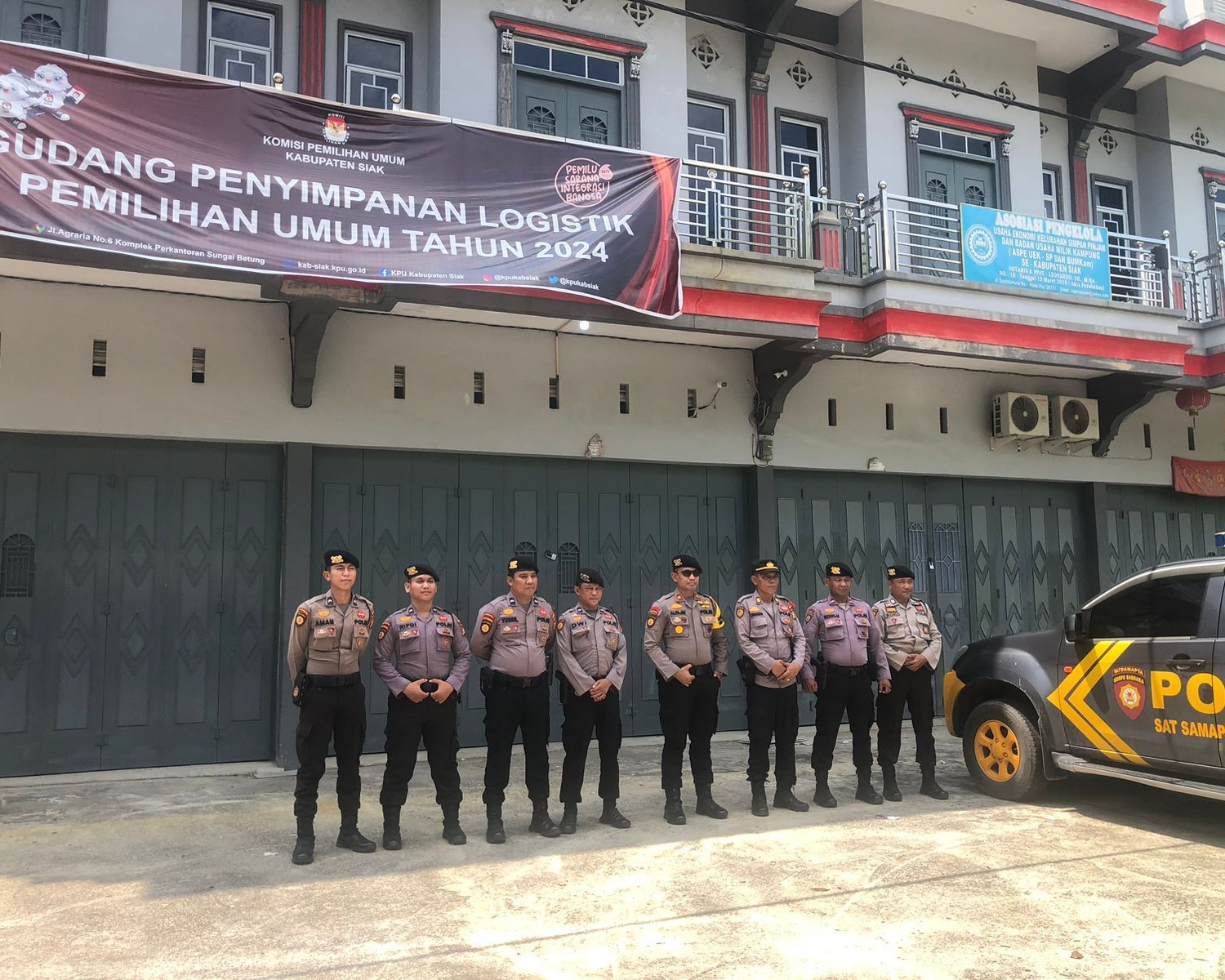 Personil Polres Siak Terus Laksanakan Patroli Rutin Ke Kantor KPU dan Bawaslu Kabupaten Siak