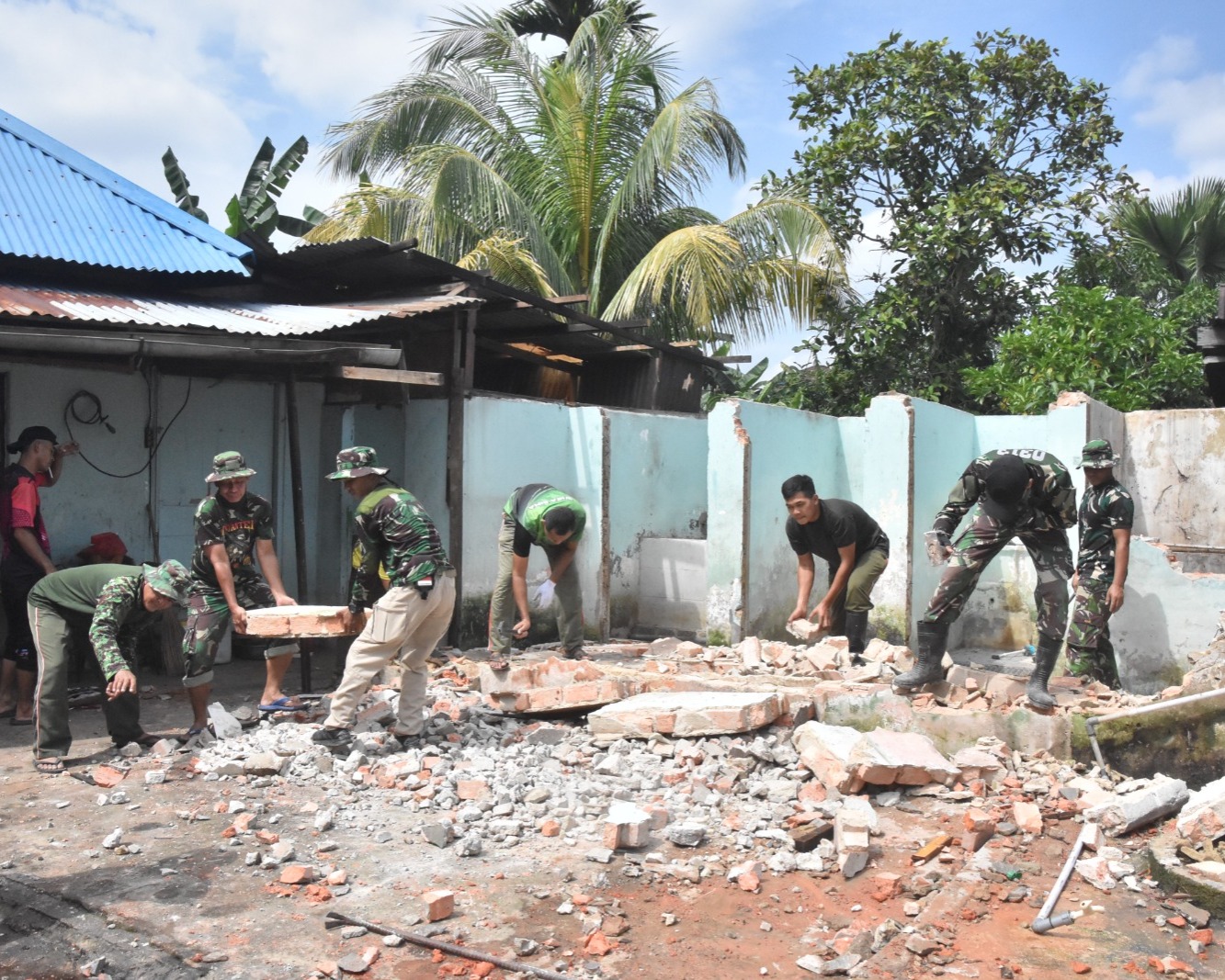 Bentuk Kepedulian Sosial, Korem 031/Wira Bima Renovasi Panti Asuhan Bhakti Mufariddun