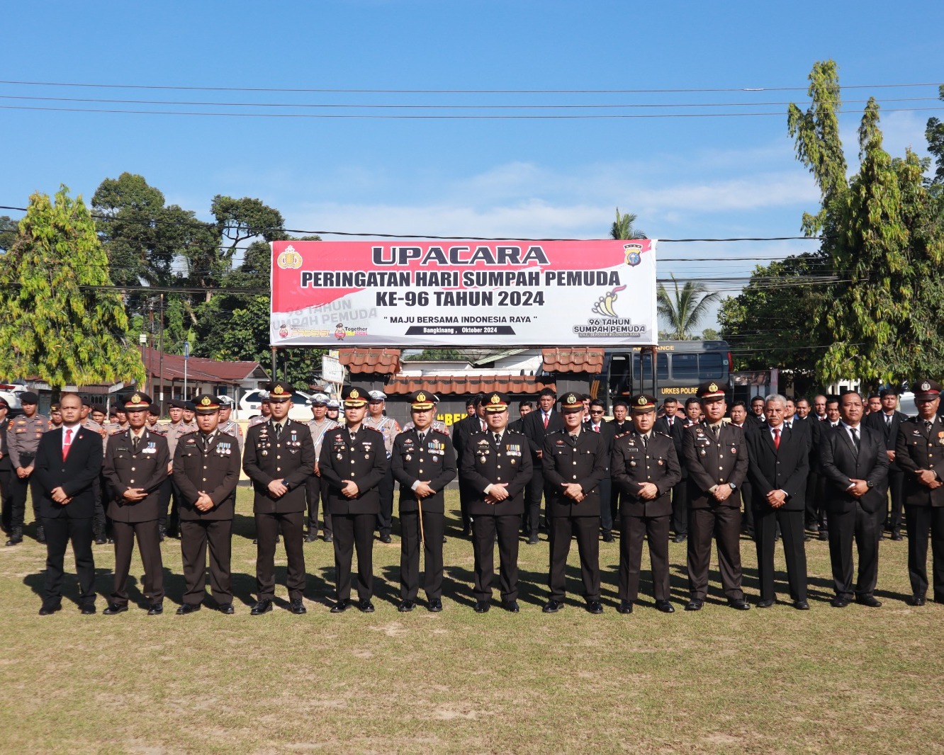 Kapolres AKBP Ronald Sumaja Gelar Upacara Sumpah Pemuda Ke-96 di Halaman Mapolres Kampar