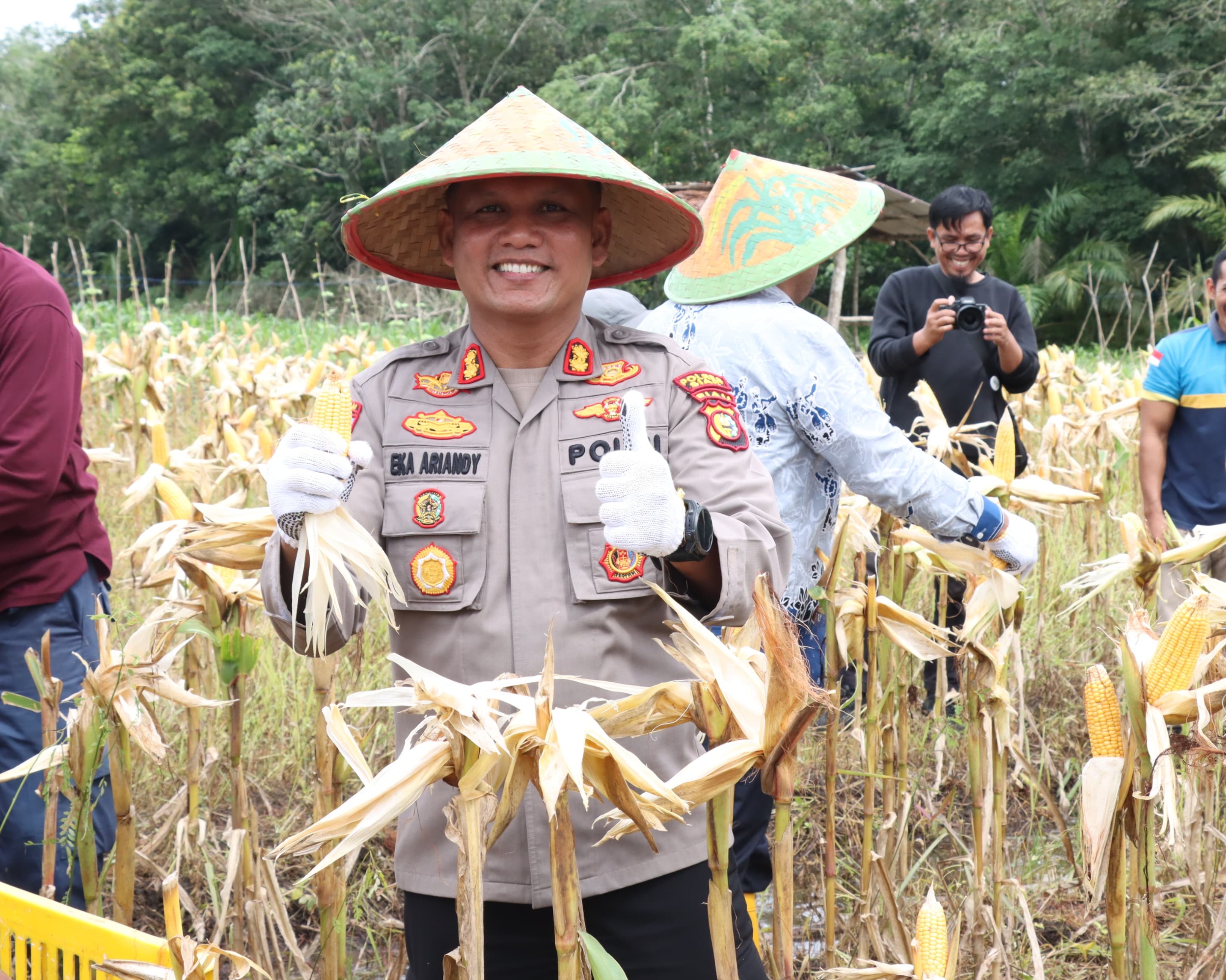 Polres Siak Dukung Swasembada Pangan, Panen Raya Jagung Serentak Kuartal I Tahun 2026 Digelar Bersama Kapolri
