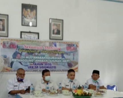 Personil Kodim 0301/PBR Hadiri MKPT Tahun 2020 Dana UEK-SP di Kelurahan Sidomulyo Barat