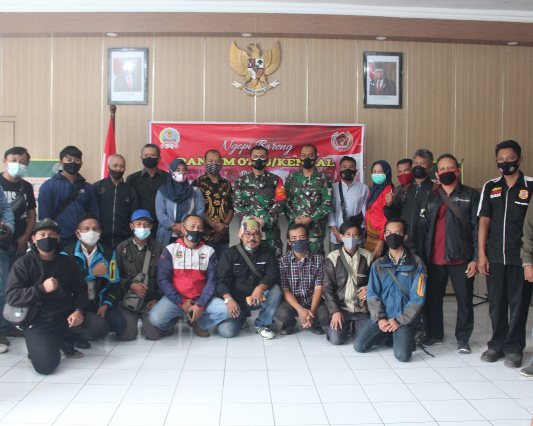 Kodim 0715/Kendal Menyikapi Pemberitaan Tidak Berimbang dan Hoax, Gelar Ngopi Bareng Dengan Wartawan