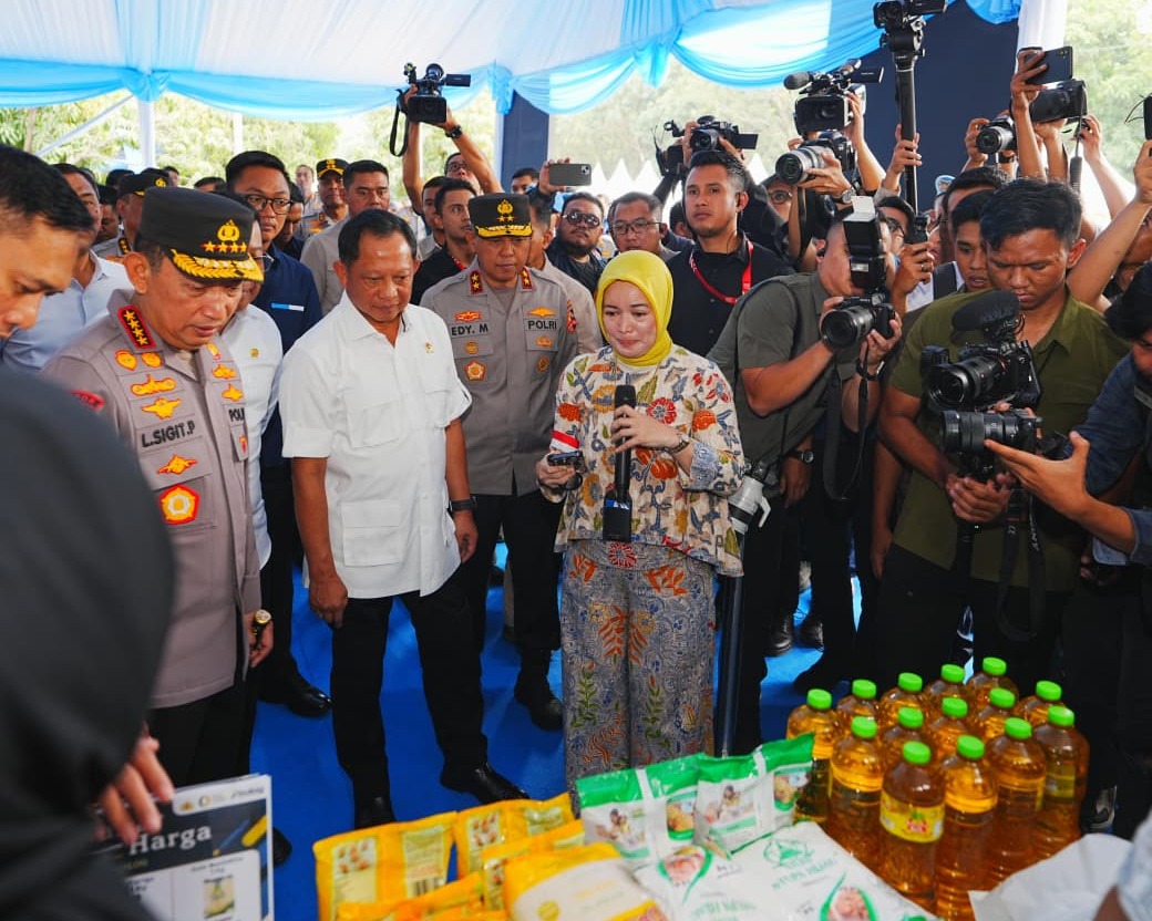 Polri Dan Bulog Kick-Off Gerakan Pangan Murah Serentak di Seluruh Indonesia