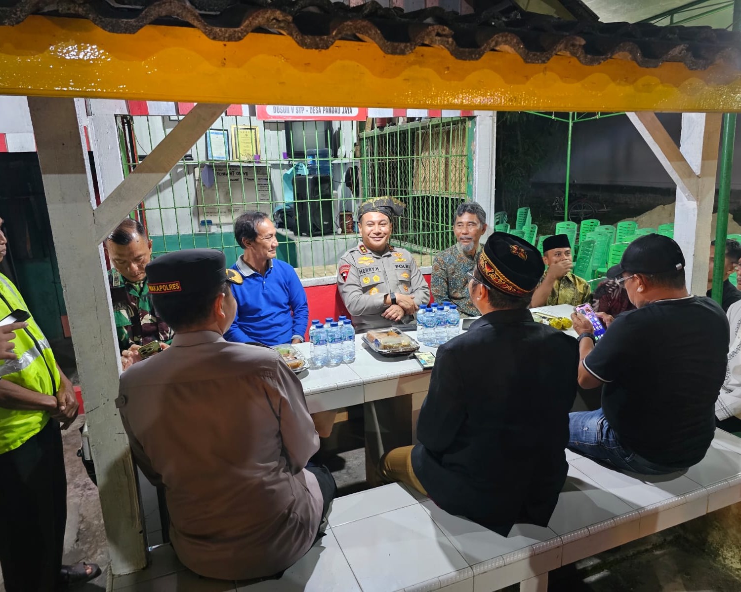 Kapolda Riau 'Uji' Layanan 110 Di Pandau Jaya, Kapolres Kampar: Siap Tingkatkan Pelayanan Kepada Masyarakat