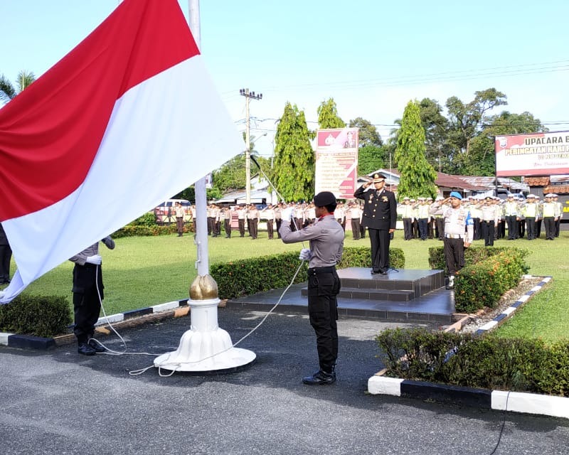 Waka Polres Pimpin Upacara Peringatan Hari Pahlawan Tahun 2019 di Polres Kampar