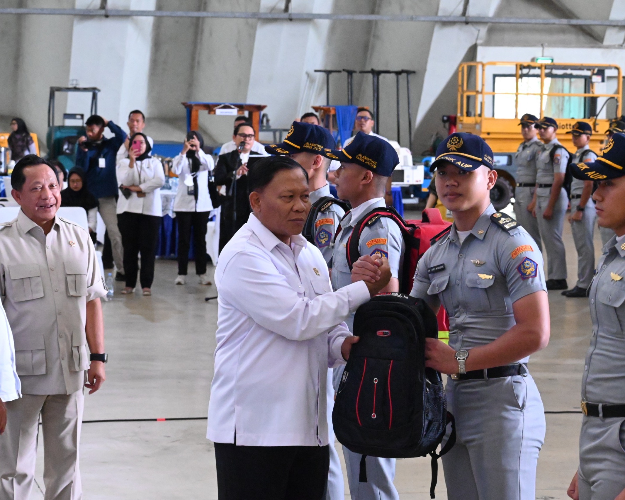 Pangkodau I Hadiri Pelepasan Taruna Sekolah Kedinasan Ke Lokasi Bencana Sumatera
