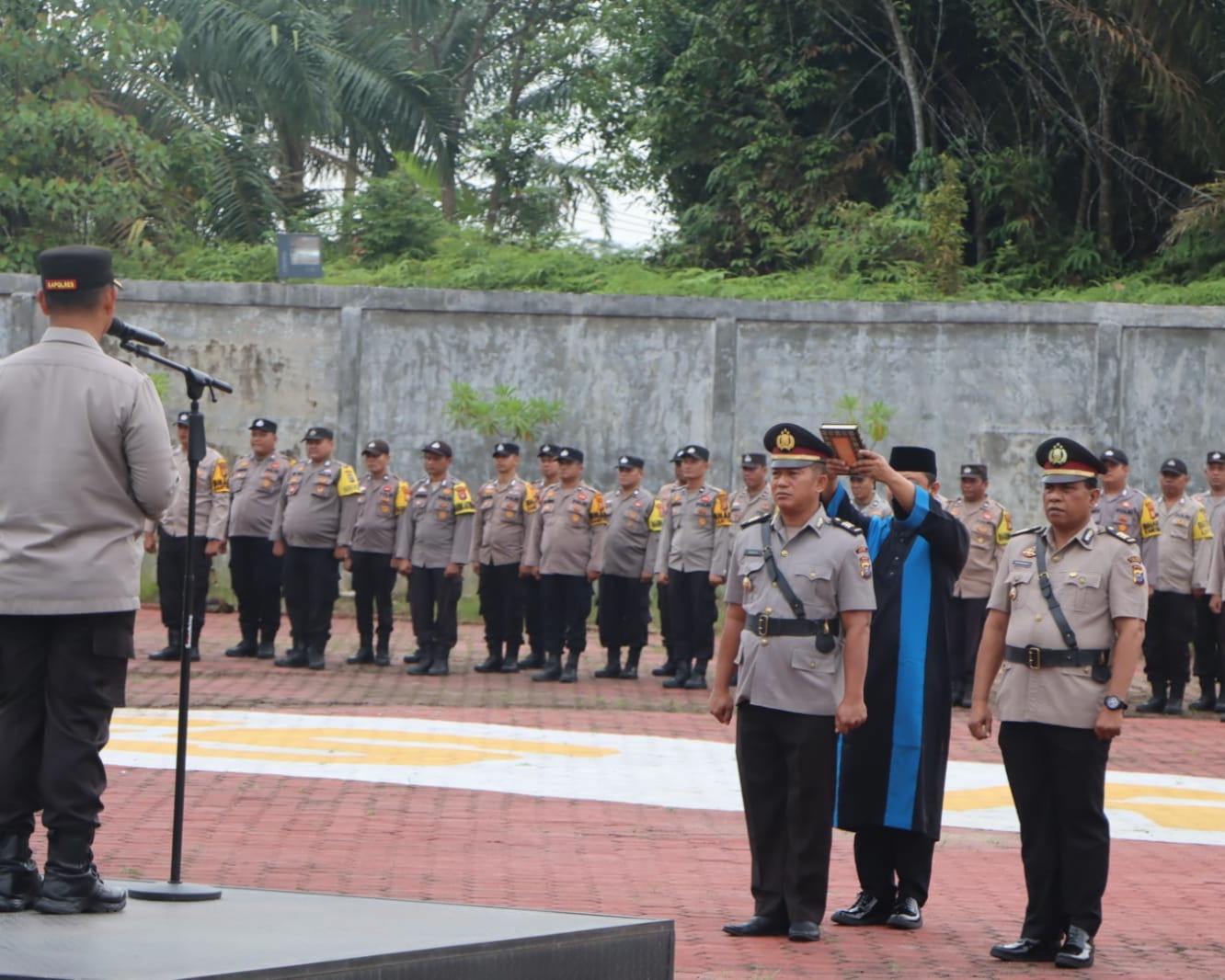 Kapolres Rohul Pimpin Sertijab Ps. Kabag Ren dan Pelantikan Ps. Kabag Log, Sekaligus Penyerahan Alsus Kepada Bhabinkamtibmas