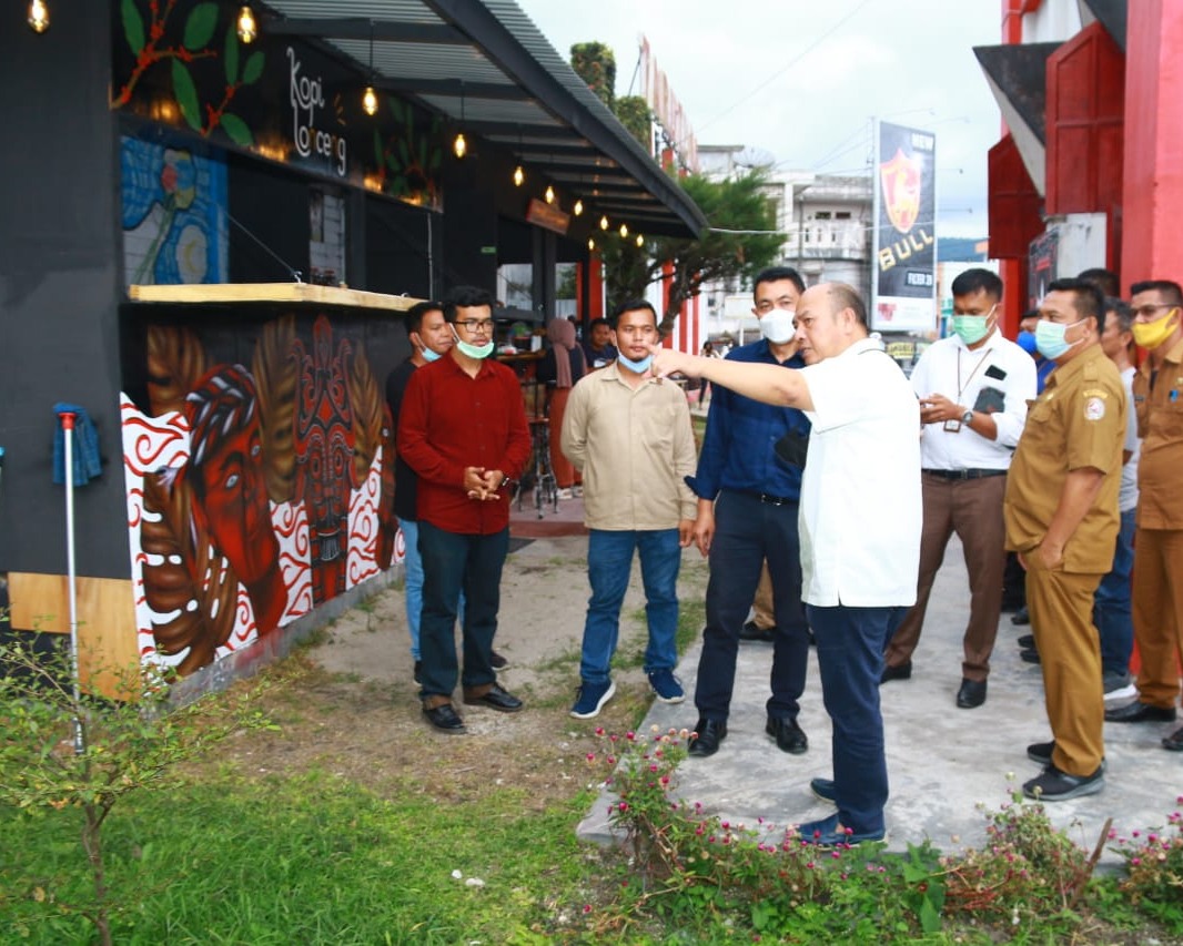Launching Cafe Anak Muda Tarutung di Menara Lonceng, Bupati Taput: Kita Dukung dan Motivasi Geliat Usaha Resto