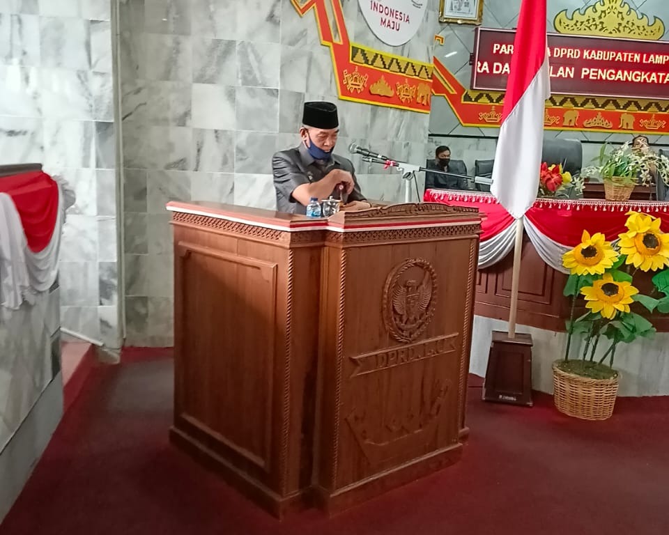 DPRD Lampura Gelar Rapat Paripurna Pengesahan Pemberhentian Bupati Serta Usulan Wabup Menjadi Bupati