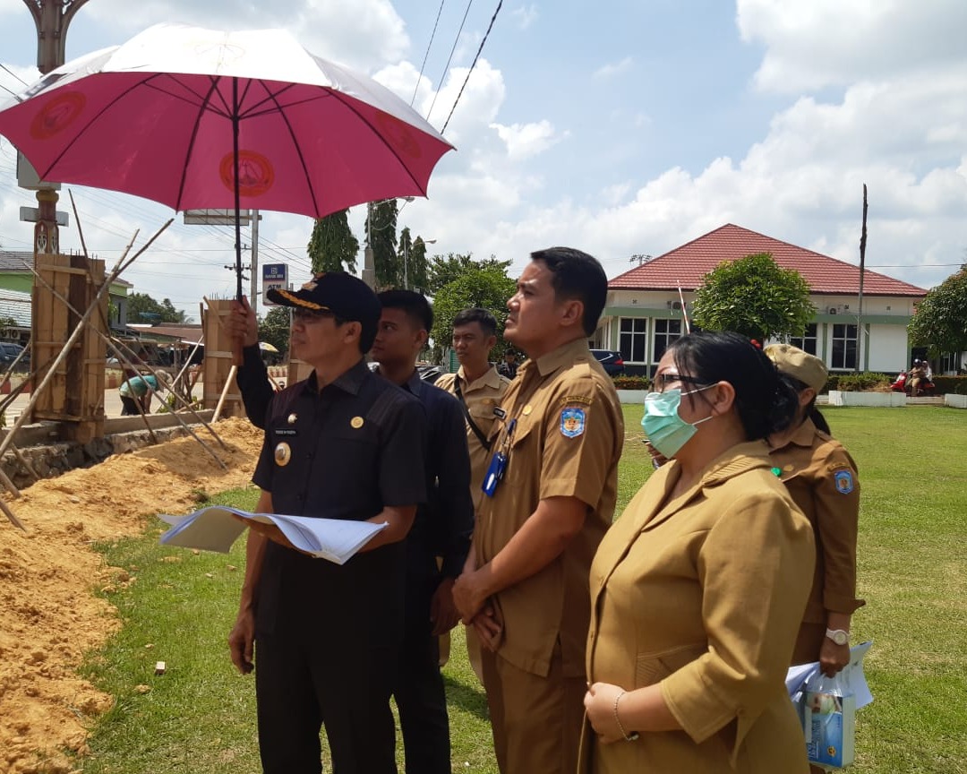 Bupati Murung Raya, Perdie M. Yoseph Tinjau Pembangunan Pagar RSUD Puruk Cahu