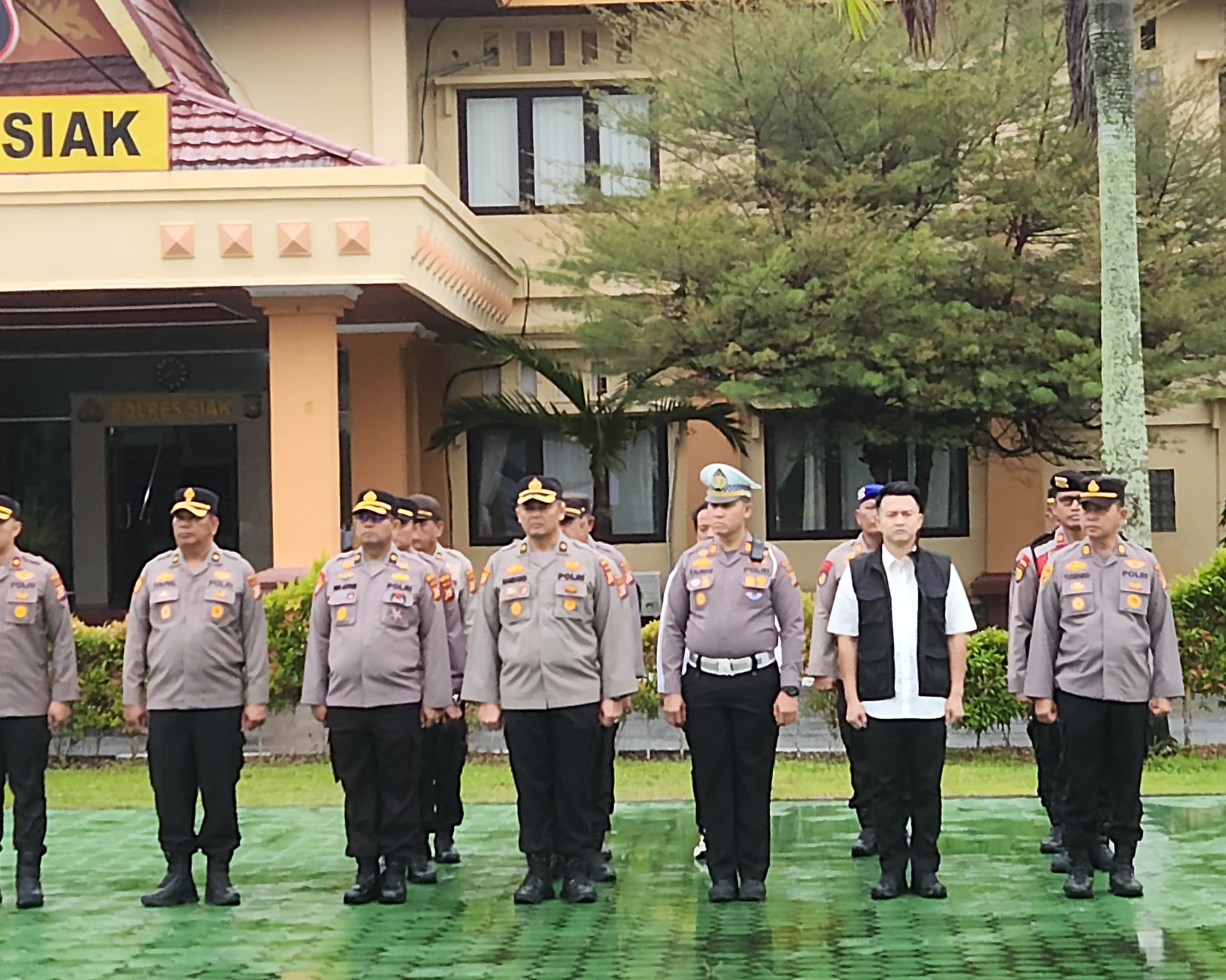 Kapolres Siak Pimpin Apel Perdana, Tekankan Nilai 'BERSIH' Untuk Layanan Prima