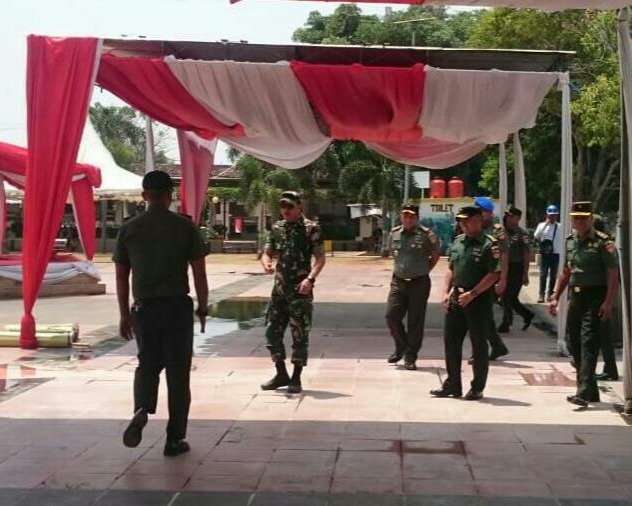 Danrem 071/Wijaya Kusuma Tinjau Lokasi Serbuan Teritorial di Kabupaten Batang