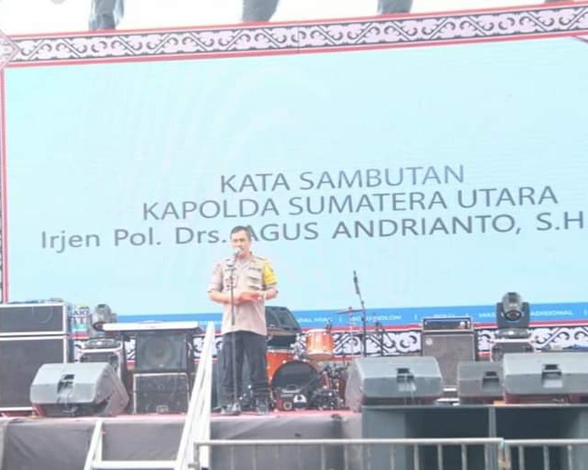 Bupati Taput Hadiri 'Poldasu Toba Lake Fiesta 2019'